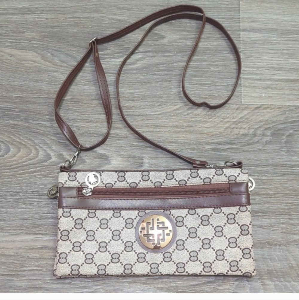 Like New Jingpin Cross Body Purse - Picture 9 of 9